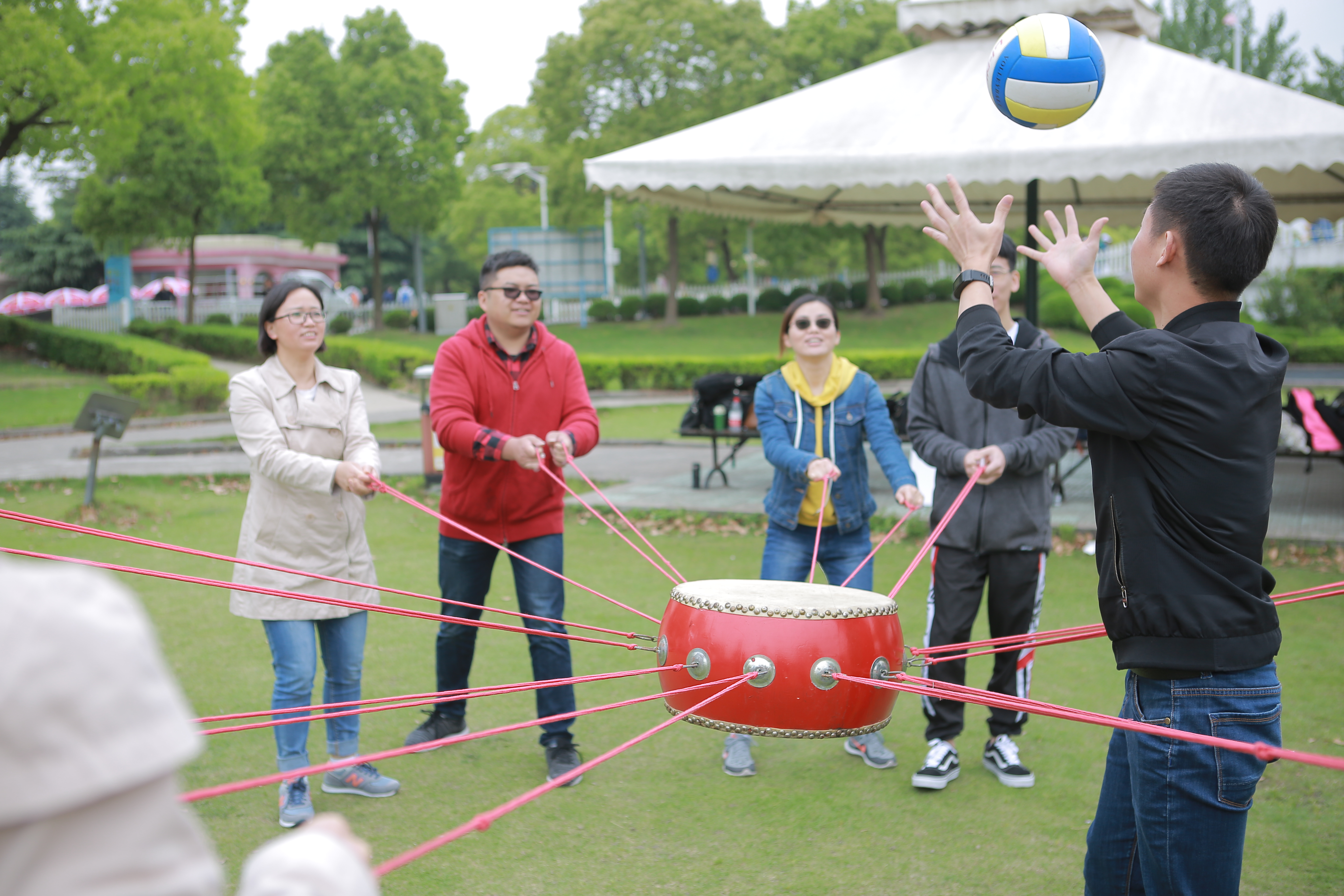 凝心聚力、信任互助--304AM永利2019年东方绿舟拓展培训